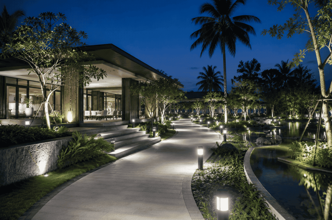 Hotel pathway lighting application